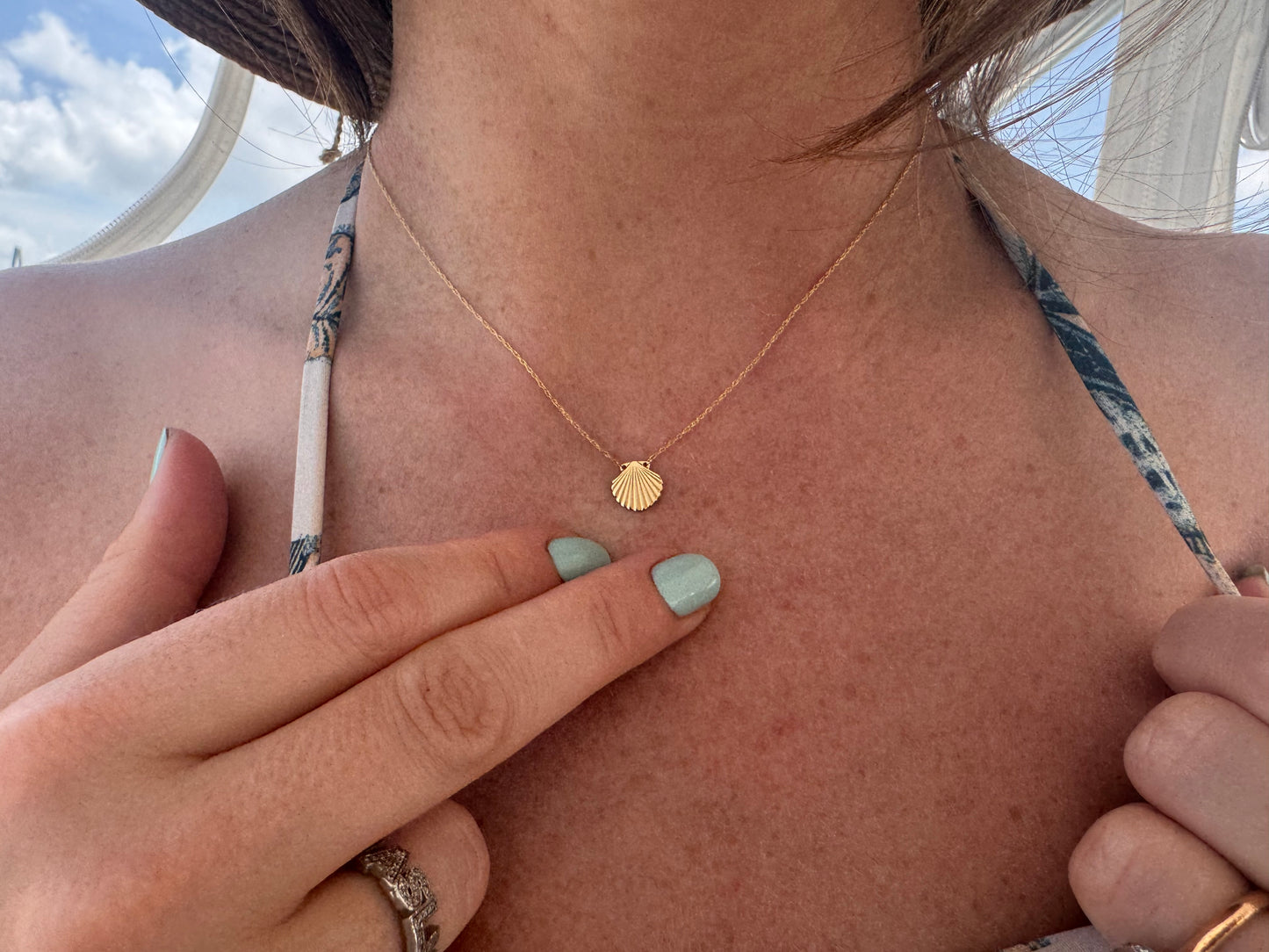 Dainty Shell Necklace