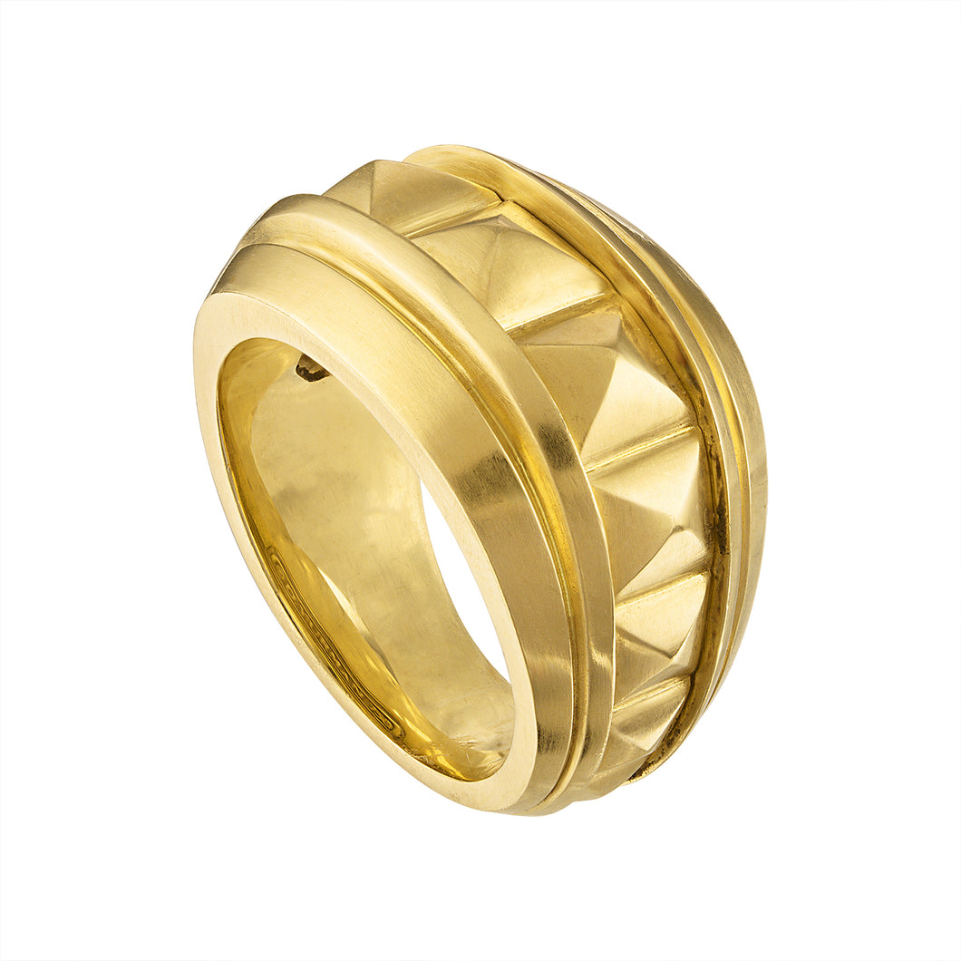 The DY Pyramid Signet Ring